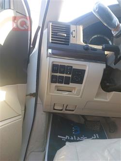 تۆیۆتا لاند کروزەر